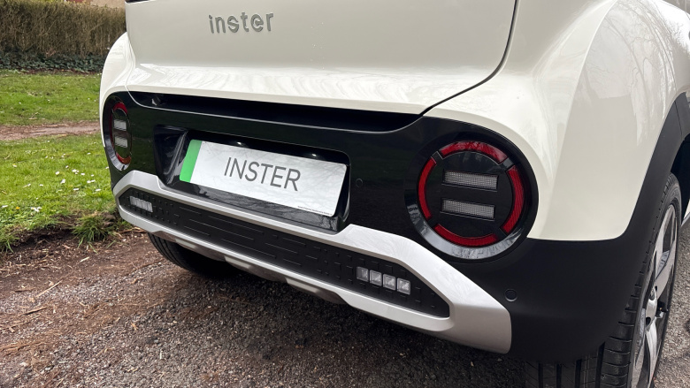 Hyundai INSTER 85kW 02 49kWh 5dr Auto Electric Hatchback